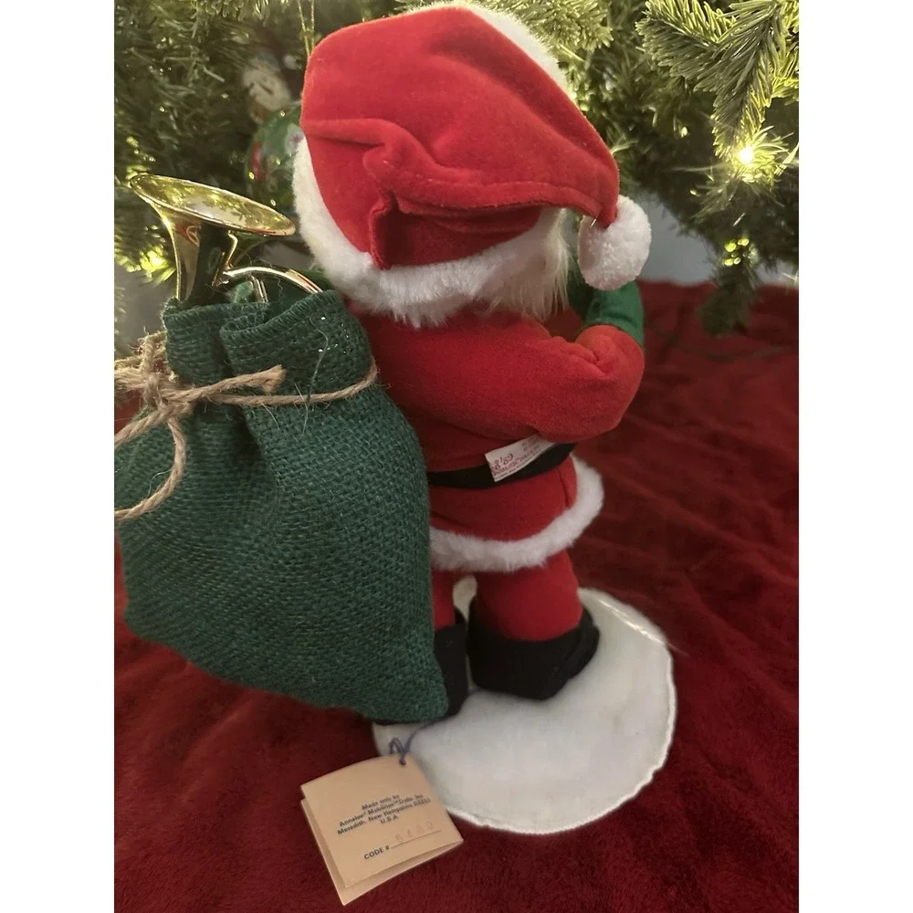 Annalee doll santa